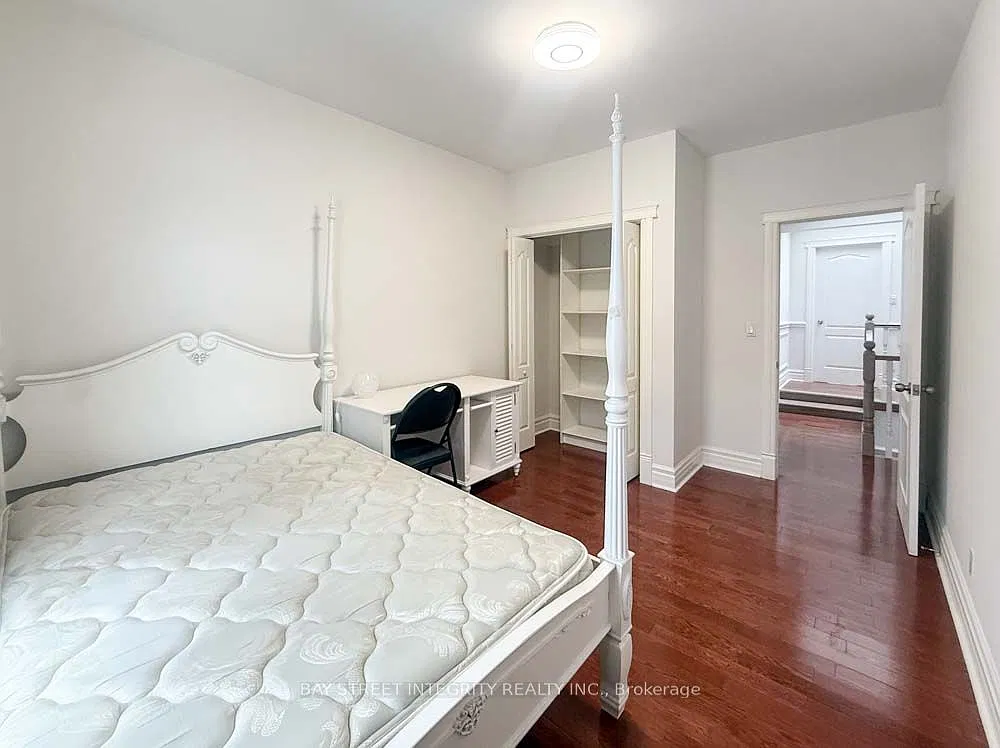 1 bed, $950 — Photo 2