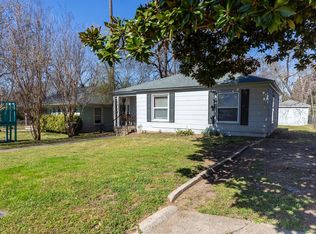 629 W Hanna St, Denison, TX 75020