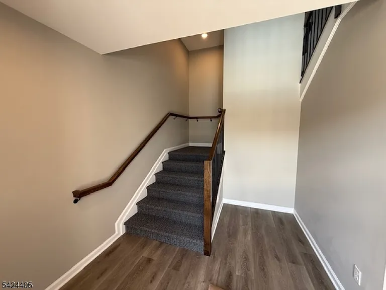 237 Main St — Photo 12