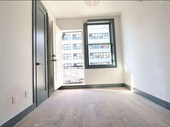 3rd image of 378 Bedford Ave #3J