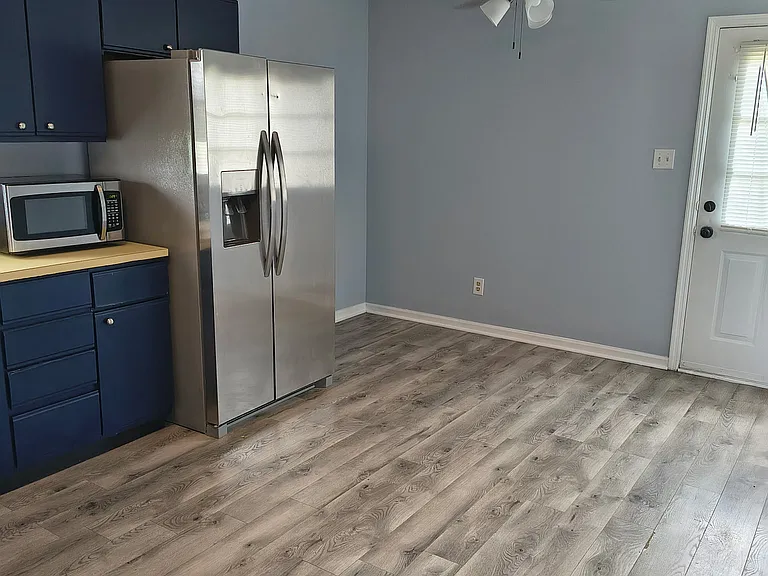 136 Ashville Dr — Photo 7