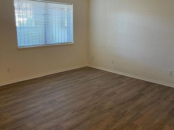 5th image of 6322 N Barcelona Ln