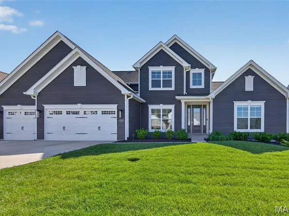 1139 Tower Park Dr, Saint Charles, MO 63304
