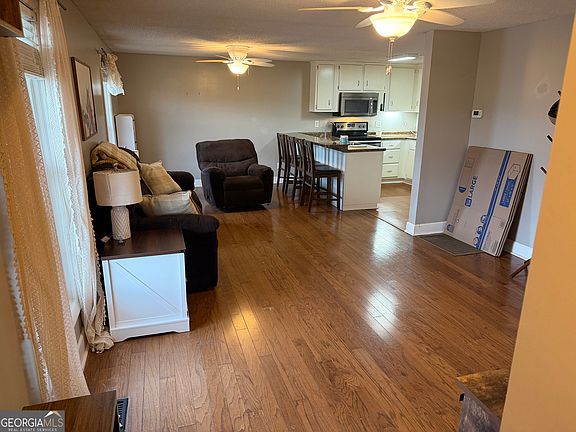 5th image of 141 Evergreen Church Rd