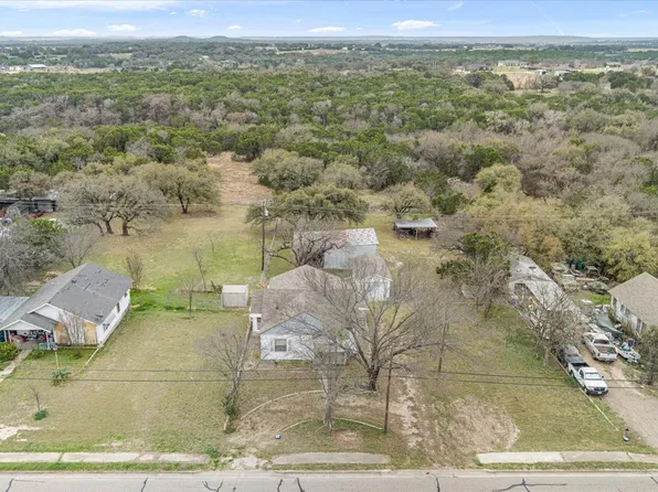 1118 W Main St, Gatesville, TX 76528