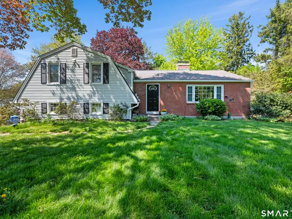 9 Lakewood Circle, Glastonbury, CT 06073