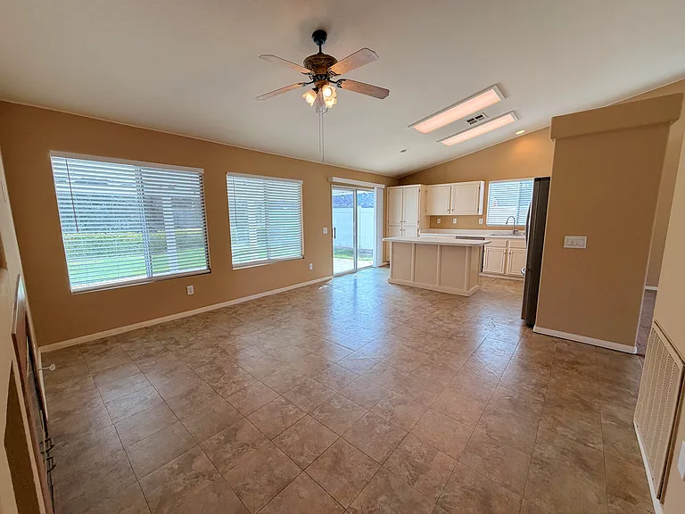30731 Loma Linda Rd — Photo 6