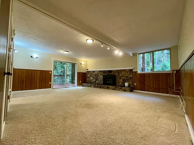 2485 Sonnenfelt Rd — Photo 61