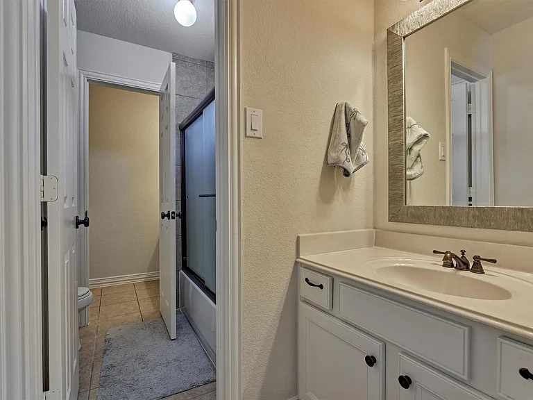 18 Wyckham Cir — Photo 30