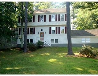 1st image of 26 Hampshire Dr