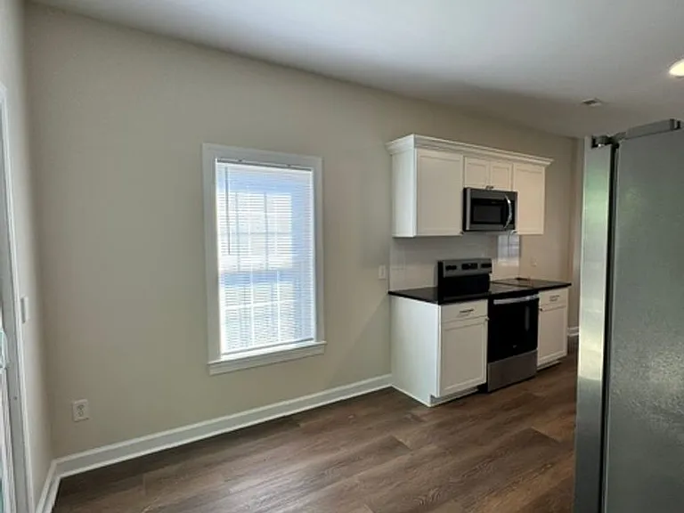 150 Raye Dr — Photo 31