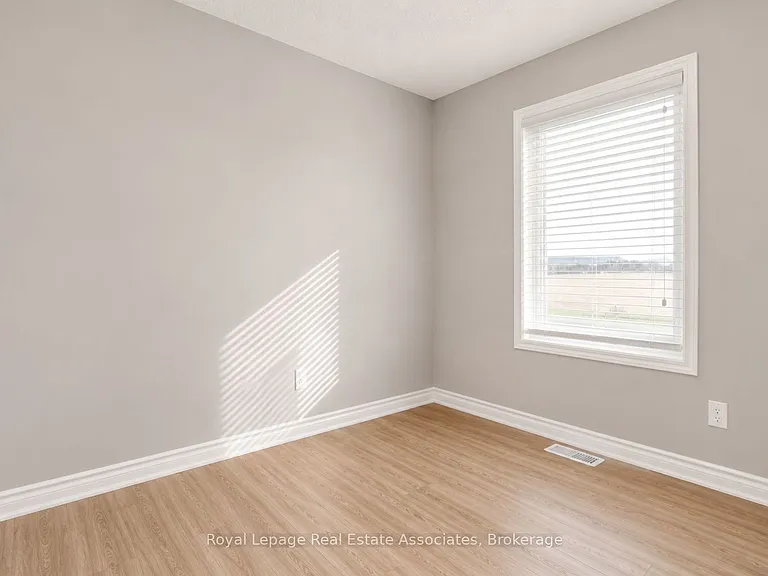 488 Bellflower Ct — Photo 26