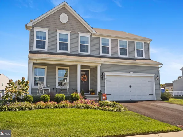162 Delaware River Dr, Clayton, DE 19938