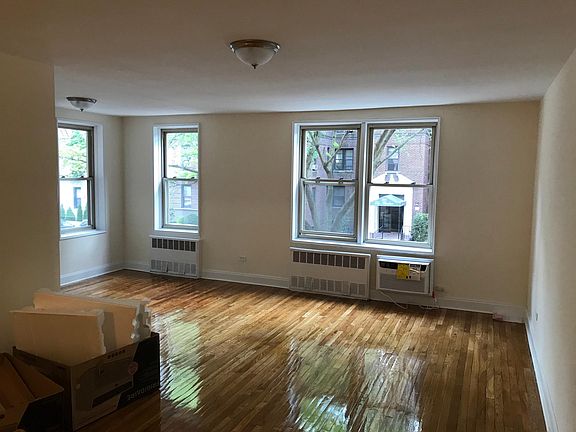 4th image of 1675 E 18th St APT D2