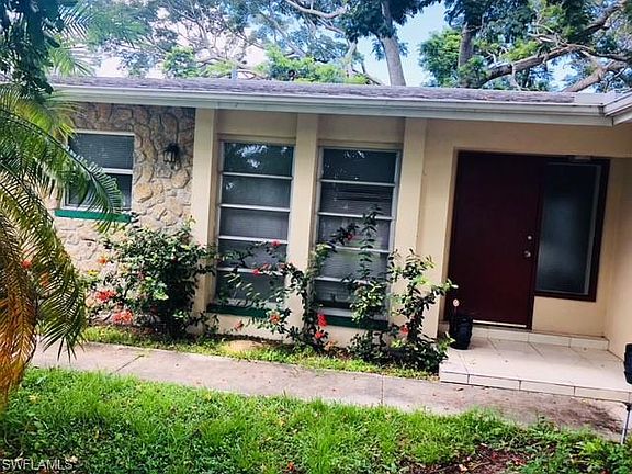 2nd image of 629 SE 36th St