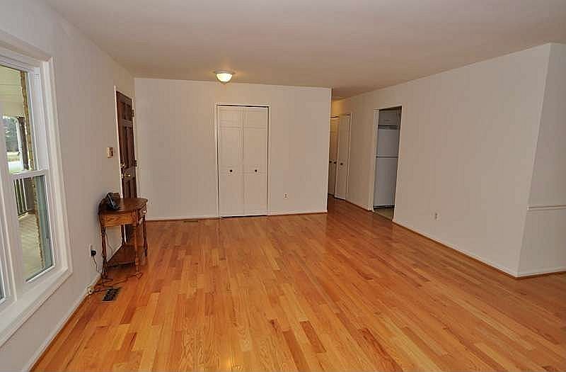1st image of 713 N Sterling Blvd