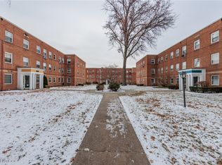 13777 Cedar Rd APT 303, Cleveland, OH 44118