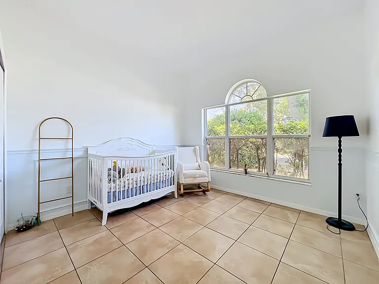 2125 Emerald Green Cir — Photo 38