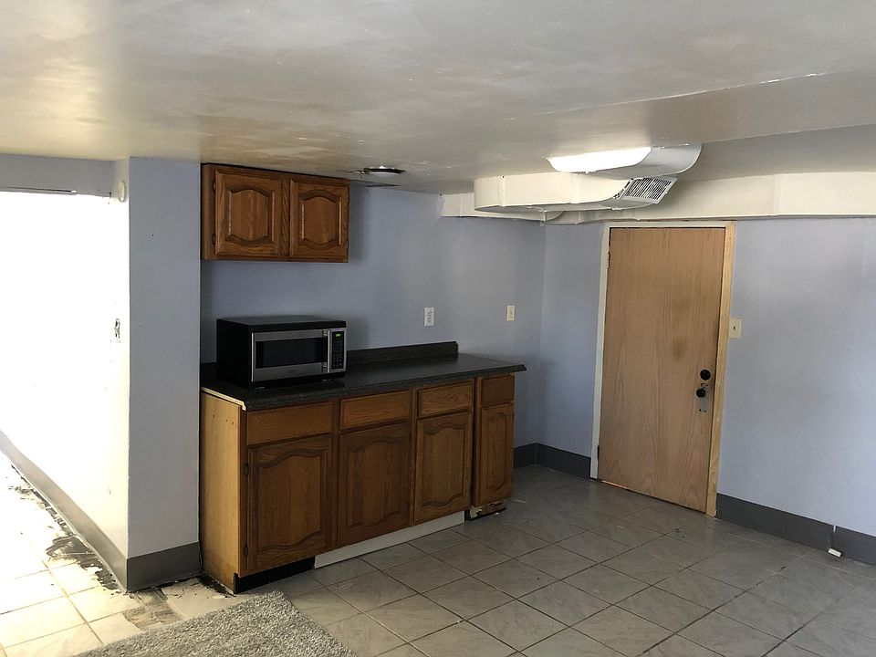 2nd image of 1228 10th St N APT 2