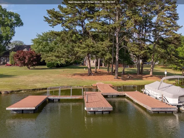 1618 Pine Harbor Rd, Pell City, AL 35128