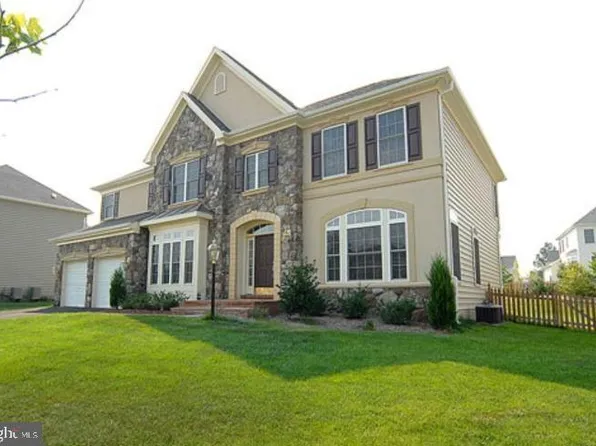 903 Tinsman Dr NE, Leesburg, VA 20176