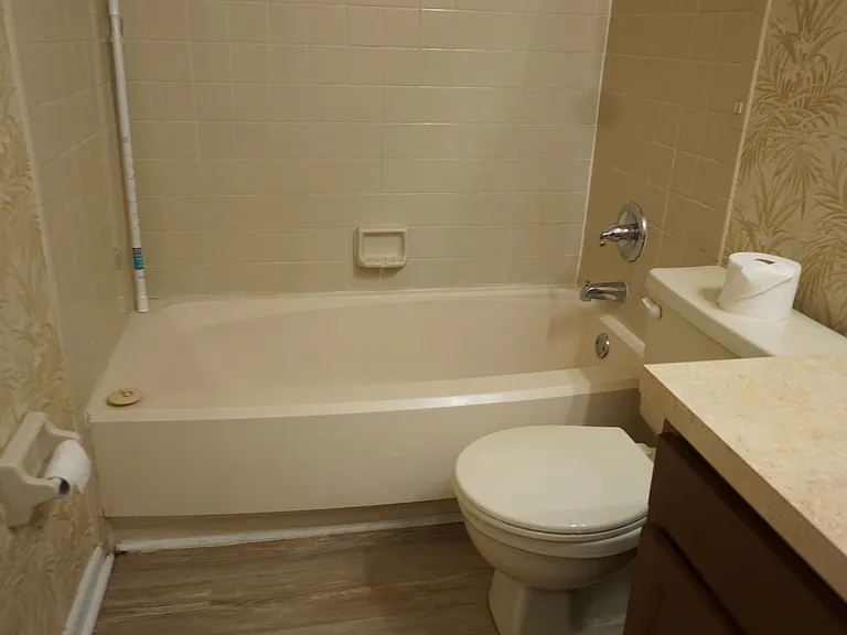 5492 Pinehaven Ct — Photo 7