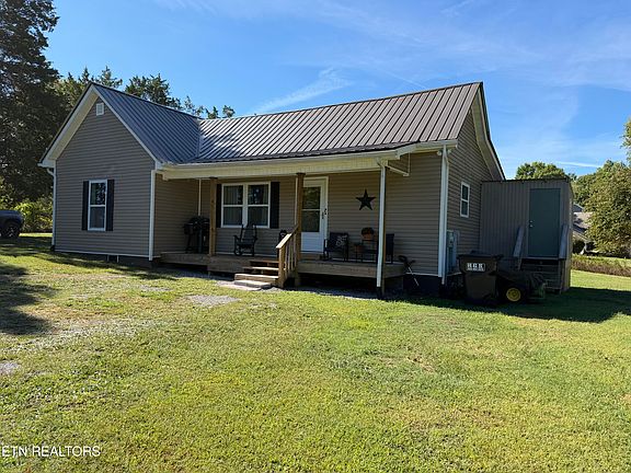 2nd image of 1405 Murphy Myers Rd