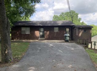 211 Hillside Dr, Chattanooga, TN 37411