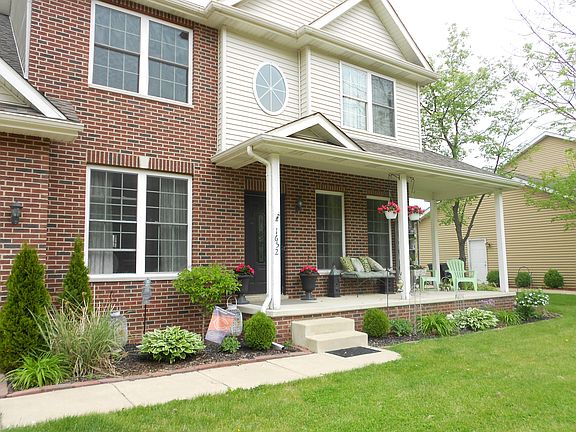 3rd image of 1652 W 11th Pl