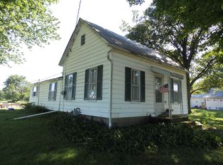 500 Griggsville St, New Salem, IL 62357