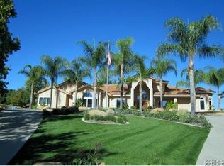 37375 Calle De Lobo Rd, Murrieta, CA 92562