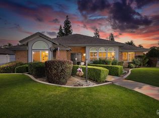 9205 McInnes Blvd, Bakersfield, CA 93311