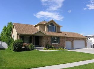 3022 W 10000 S, South Jordan, UT 84095