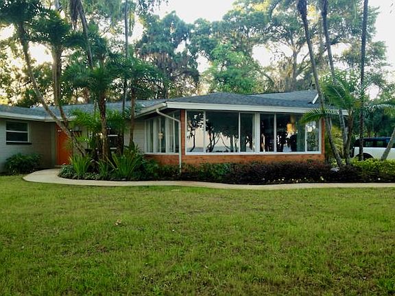 2nd image of 775 N Bayshore Dr