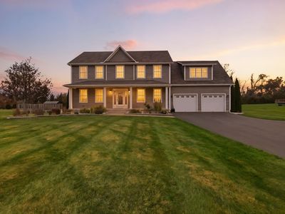 10 Hayfield Lane, Broad Brook, CT, 06016