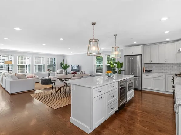 15 Sparhawk St #4, Brighton, MA 02135