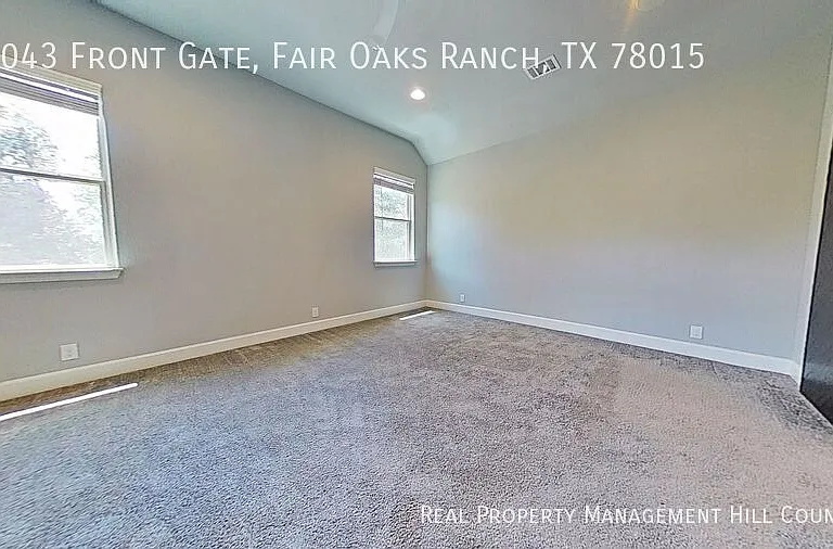 29043 Front Gate — Photo 14