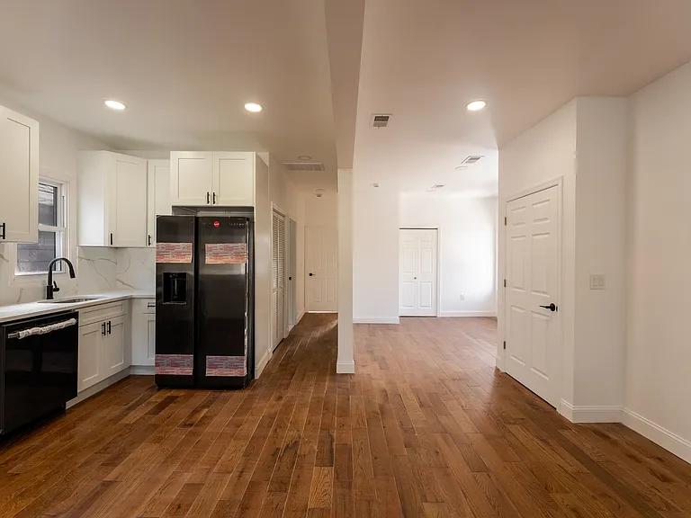 152 Washington St #2-3 — Photo 10