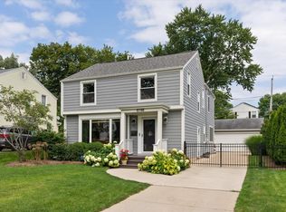 6146 N Shoreland Ave, Whitefish Bay, WI 53217