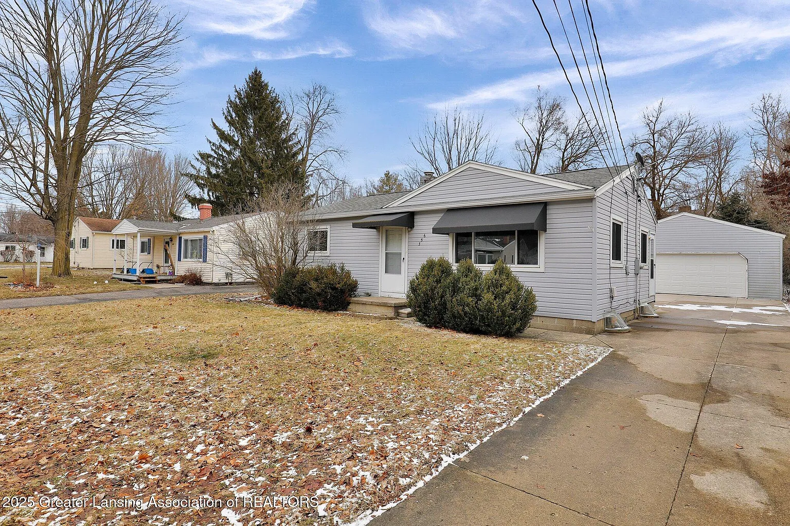 356 N Rogers St photo 1