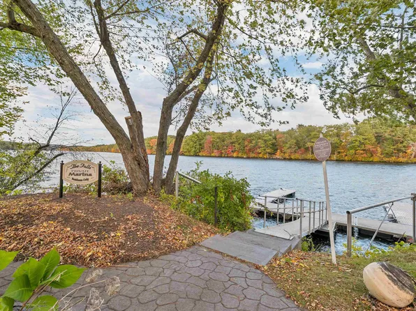 17 River Front Drive #3, Manchester, NH 03102