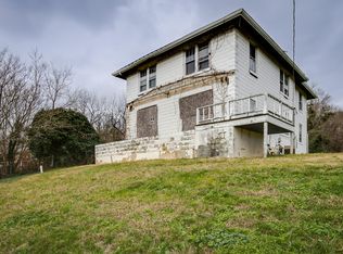 2016 Netherland Inn Rd, Kingsport, TN 37660