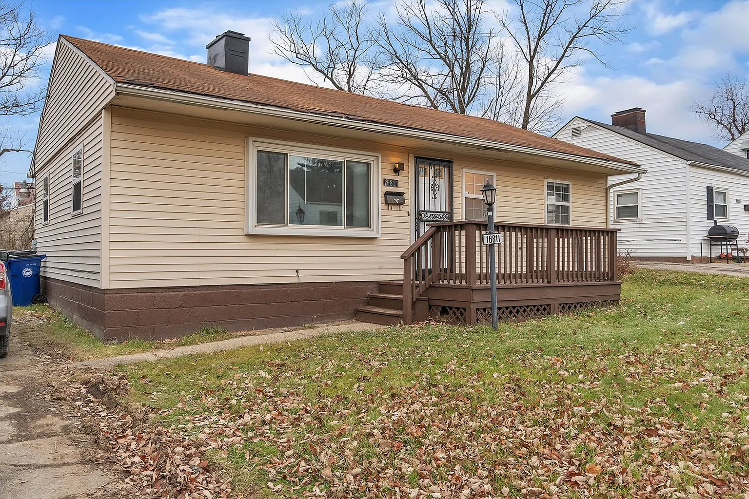 16811 Ridgeton Dr photo 1