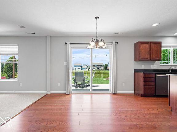 4th image of 8682 N Dresden Dr