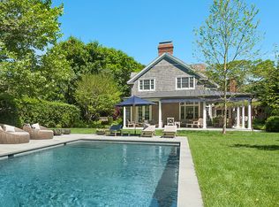 27 Wainscott Stone Rd, Wainscott, NY 11975