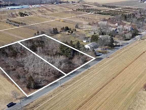 2nd image of 5495 Bridge Ln