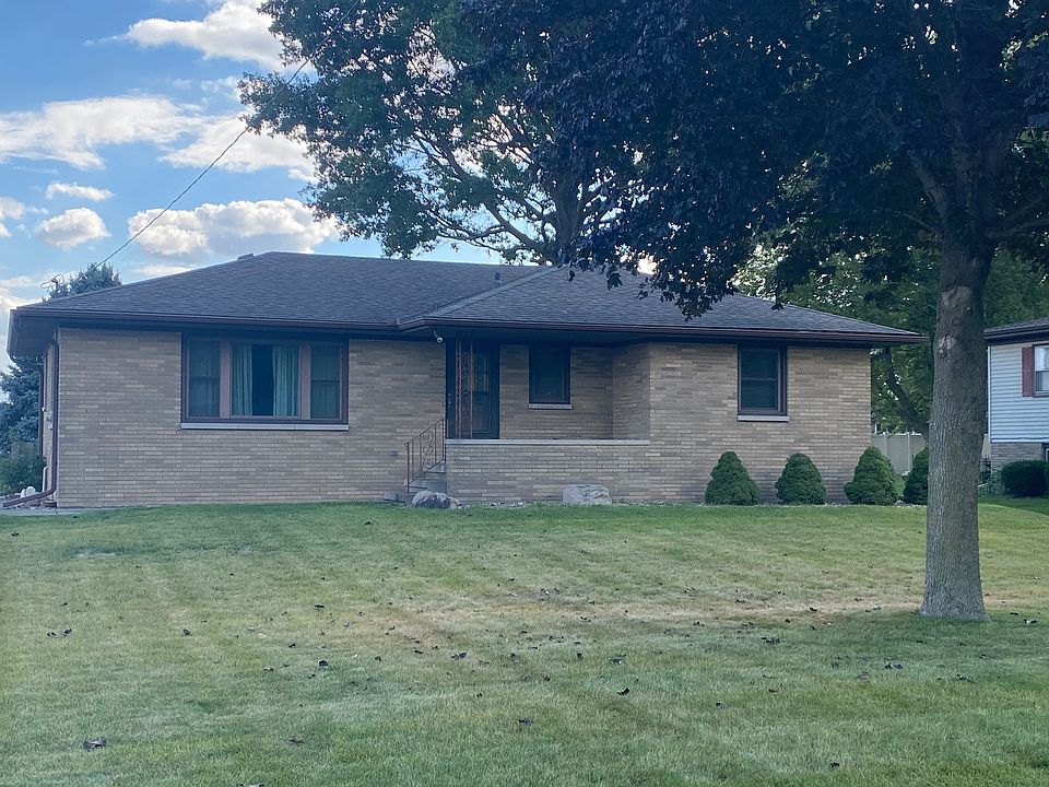 1st image of 1723 Highland Pl