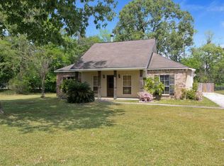 1315 Weeping Willow Dr, Denham Springs, LA 70726