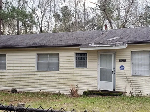 1020 14th St E, Fairfax, SC 29827