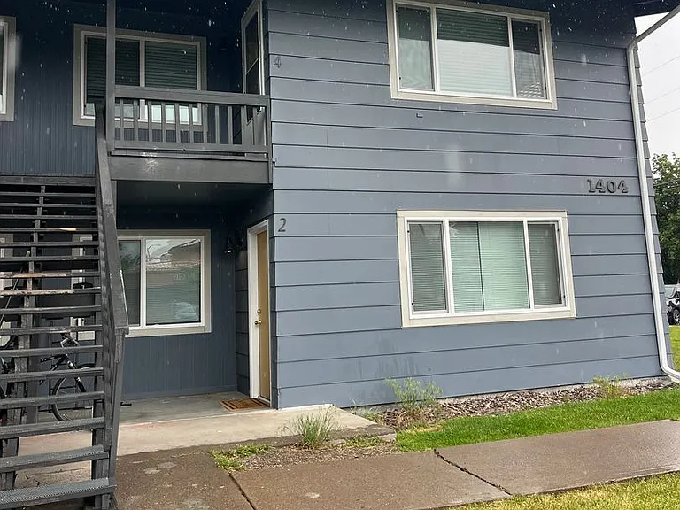 1404 Toole Ave — Photo 1